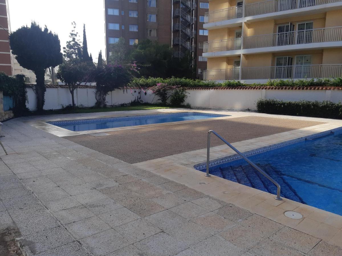 Beautiful Residential Apartment With Pool Бенидорм Экстерьер фото